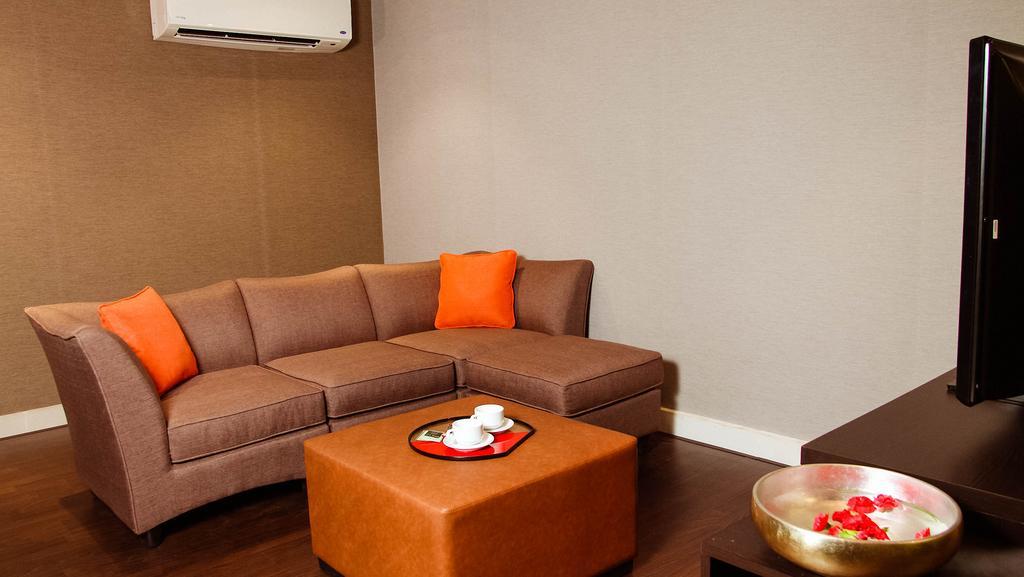 Compass Living Joy Aparthotel Ho Chi Minh City Exterior photo