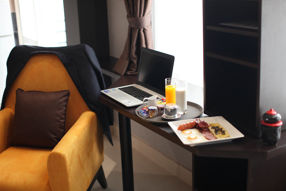 Compass Living Joy Aparthotel Ho Chi Minh City Exterior photo