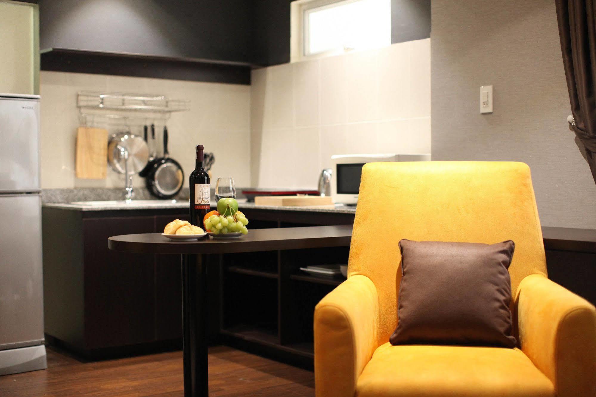Compass Living Joy Aparthotel Ho Chi Minh City Exterior photo